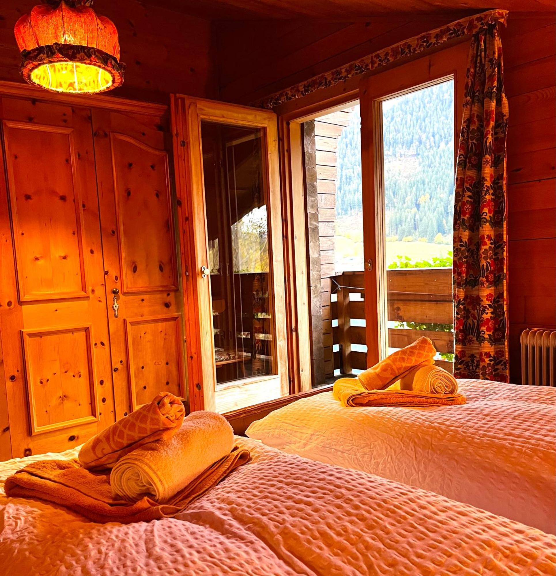 Chalets Zoehrer - Wohnen Am Wasser Weissensee Ngoại thất bức ảnh